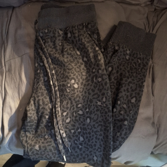 Time and Tru Other - Black And Grey Cheetah PJ Pants. Medium.